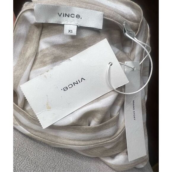 Vince Stripe Bracelet Sleeve Crewneck T-Shirt NWT Size X-Small - Picture 4 of 5